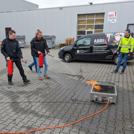 Brandschutzlehrgang mit der ABRIX GmbH