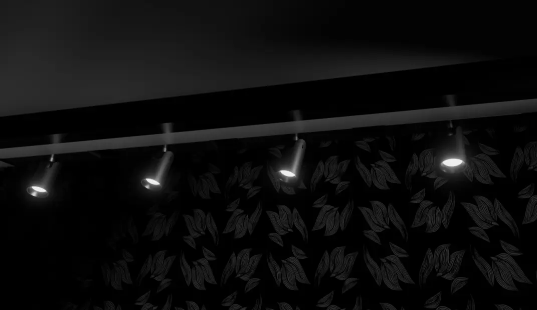 INWI Linda in schwarz eloxierter Version